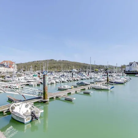 Апартаменты Port Guillaume-15 By Interhome *