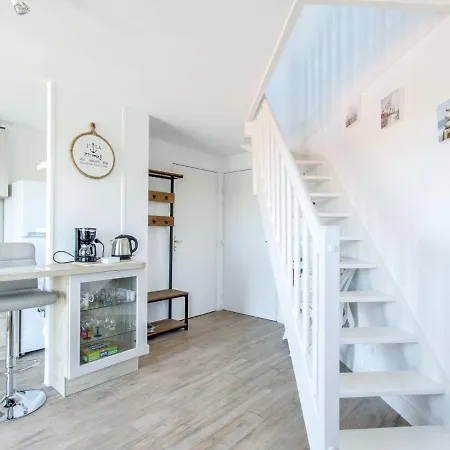 Апартаменты Port Guillaume-15 By Interhome Кабур