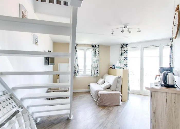 Port Guillaume-15 By Interhome *